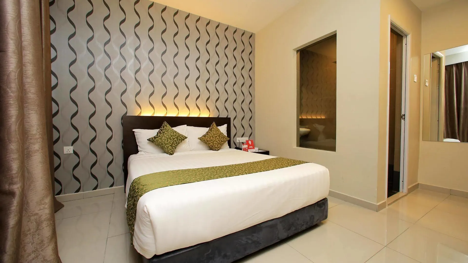 Oyo Premium Changkat Jalan Berangan Kuala Lumpur Malaysia